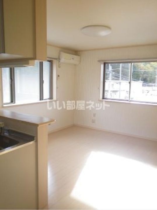 群馬県桐生市菱町5(アパート)の賃貸物件の居間