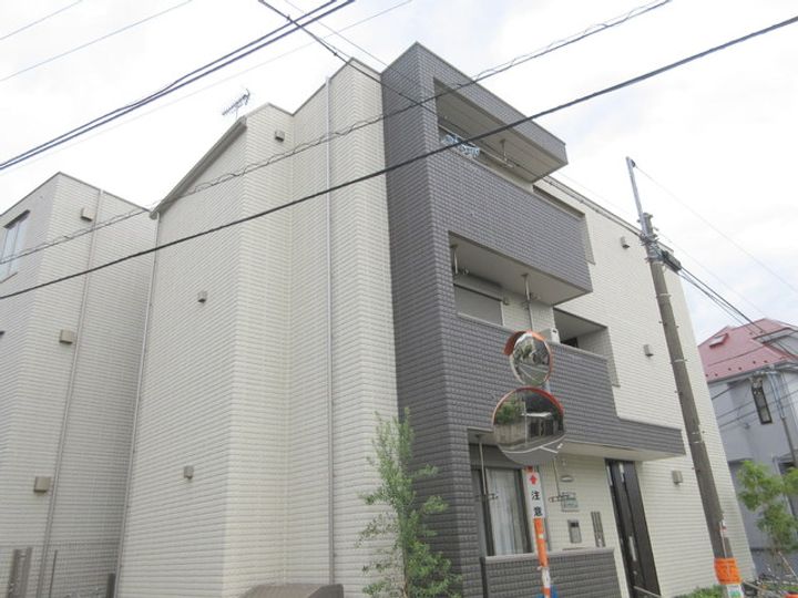 メゾン佐久間の外観