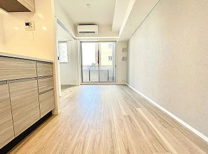 東京都新宿区東榎町(マンション)の賃貸物件の居間