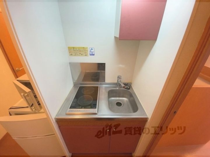 レオパレスIBUKIのキッチン