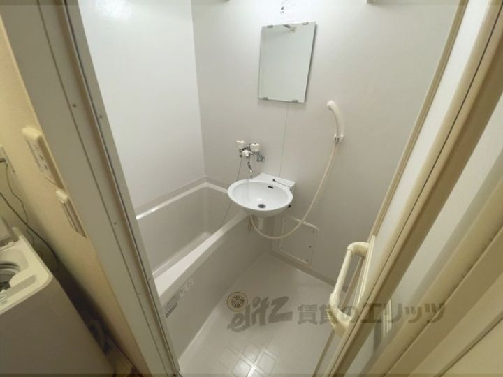 レオパレスIBUKIの風呂