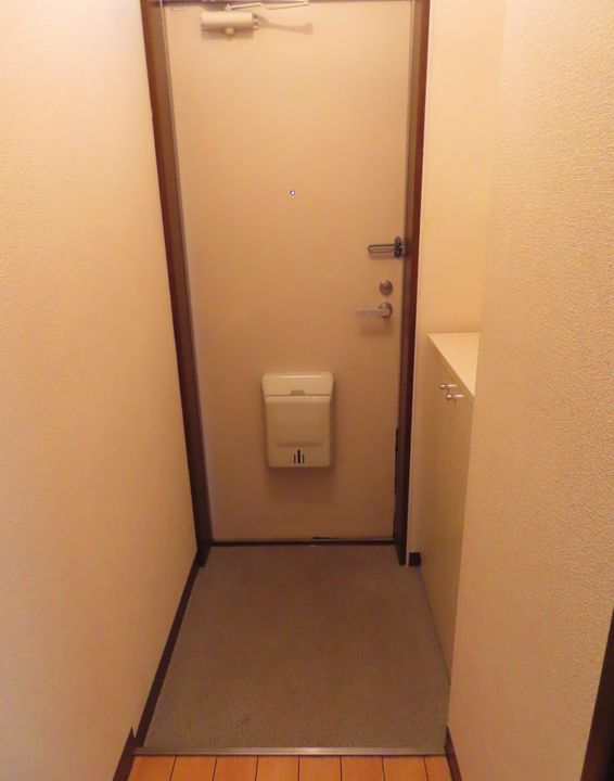 エーコーパティオスの玄関