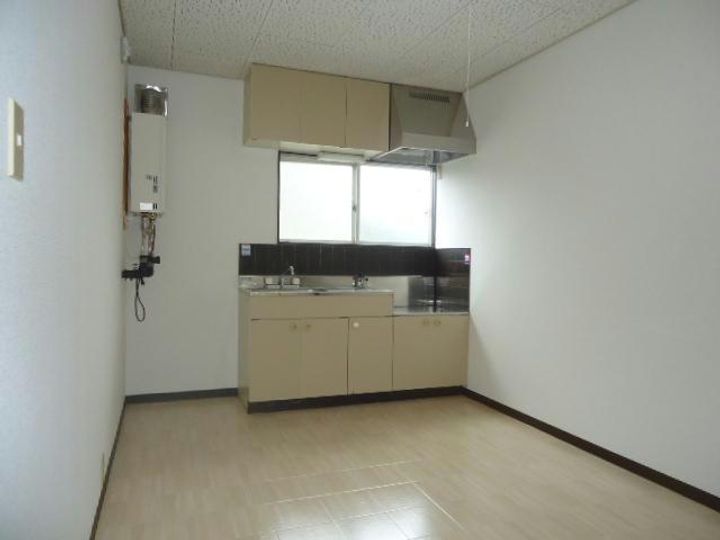 メゾン・ヴェルデュールの居間