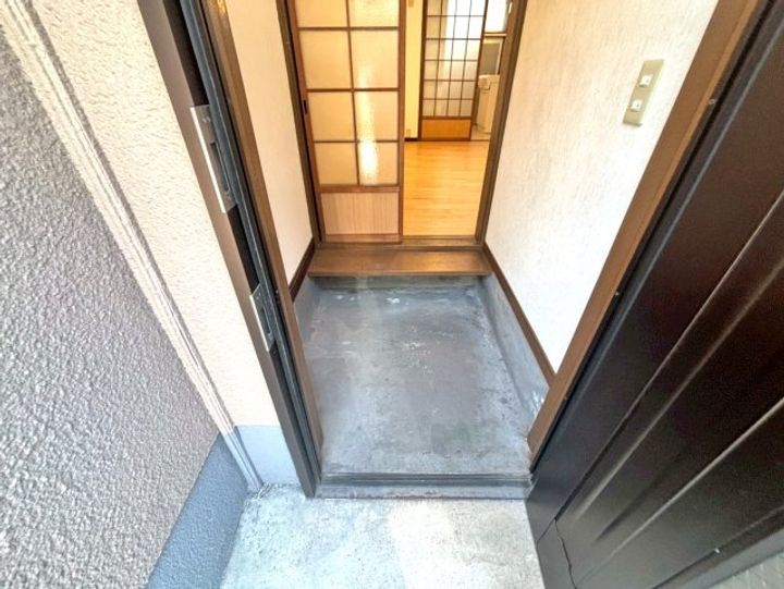 大阪府堺市北区百舌鳥梅北町4(一戸建)の賃貸物件の玄関