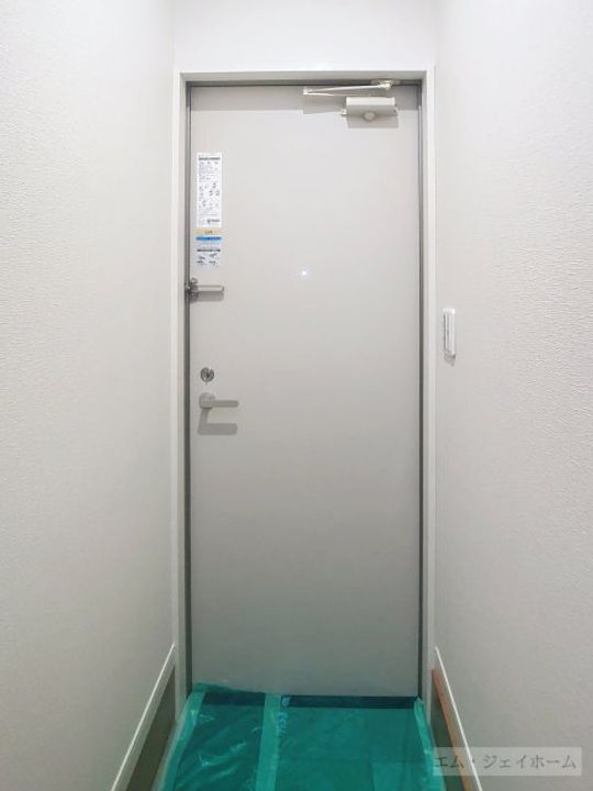 滋賀県守山市古高町(アパート)の賃貸物件の玄関