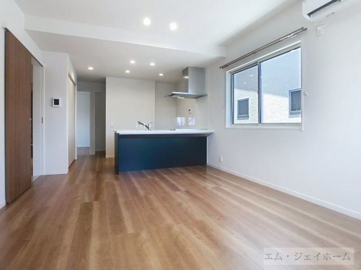 滋賀県守山市古高町(アパート)の賃貸物件の居間