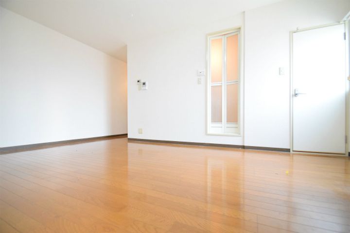 Five leaf 穂波の内装