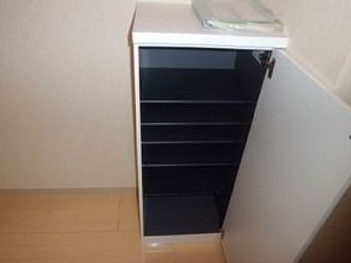 東京都中野区弥生町2(マンション)の賃貸物件の玄関