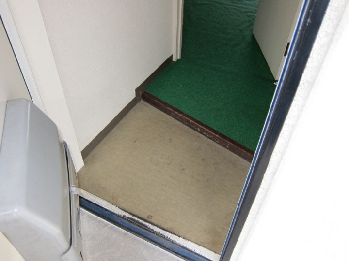 パークサイドマンション(栄町)の玄関