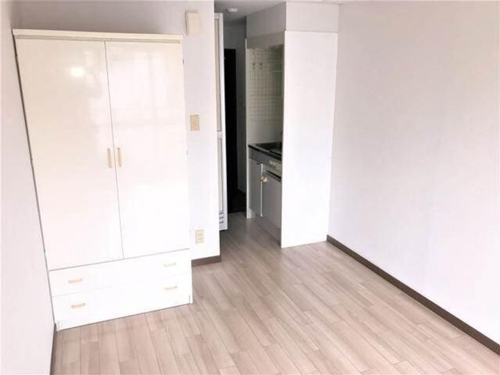 レサンス江原の内装