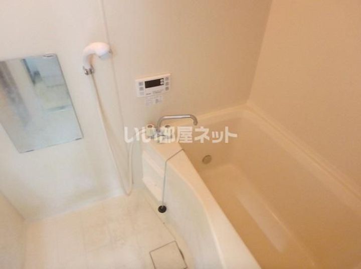 群馬県伊勢崎市八寸町(アパート)の賃貸物件の風呂
