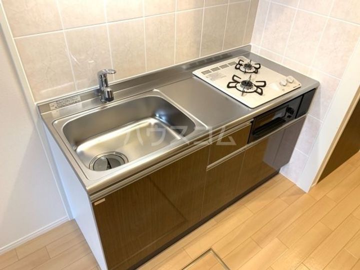 RE’POSEいなりのキッチン