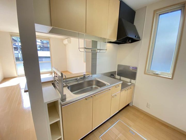 ハピネス B棟のキッチン