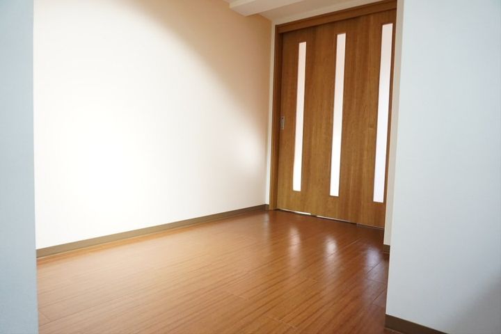 東京都世田谷区給田3(マンション)の賃貸物件の居間