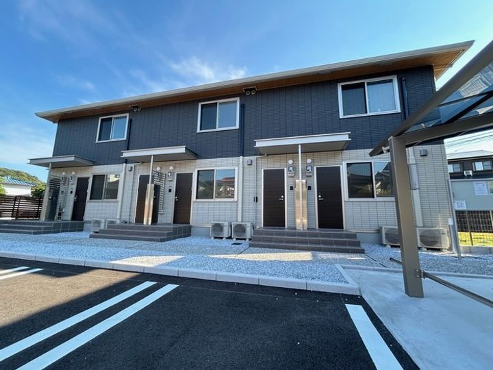 ファミールヴィラ A棟の外観