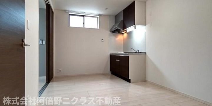 カーサリベルタの居間