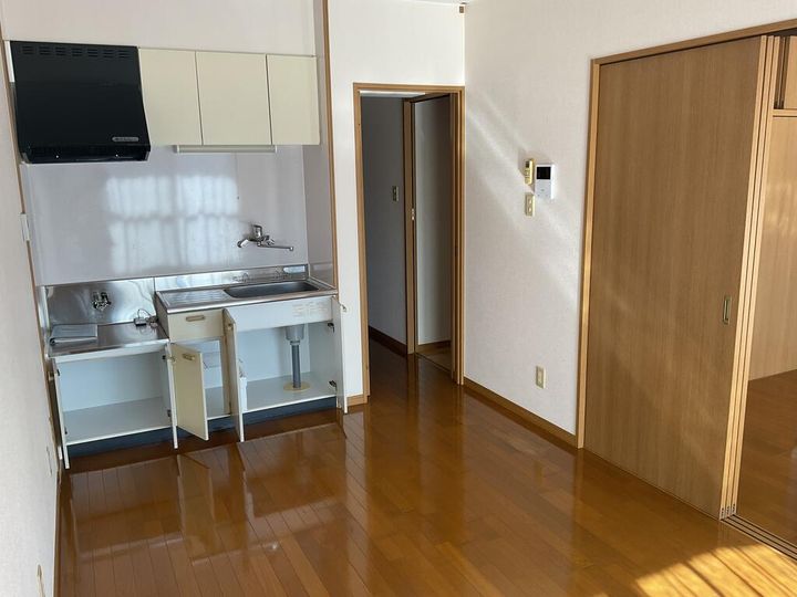 グランビューIの居間