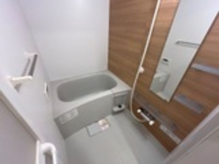 エバーグリーン籠田の風呂