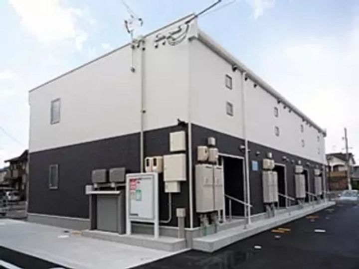 レオネクストドマーニの玄関