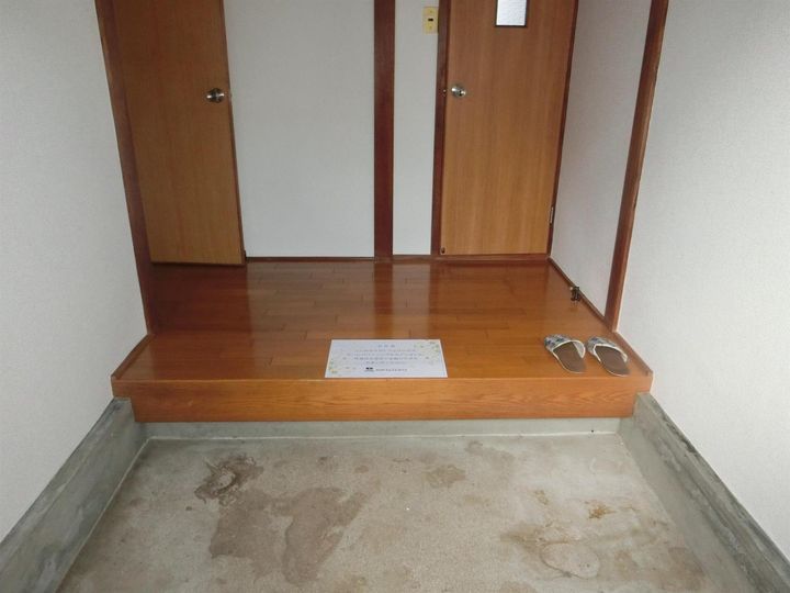 愛媛県今治市喜田村(一戸建)の賃貸物件の玄関