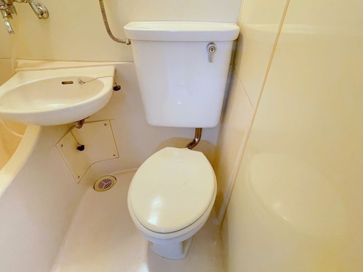 ファミール中の島の内装