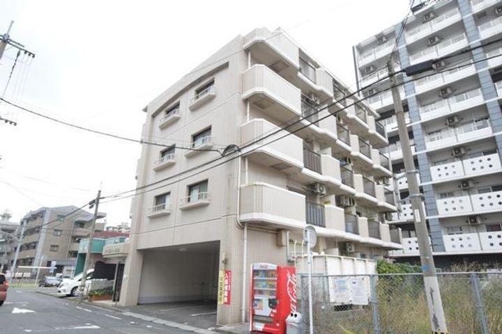 アベニュー筒井の外観