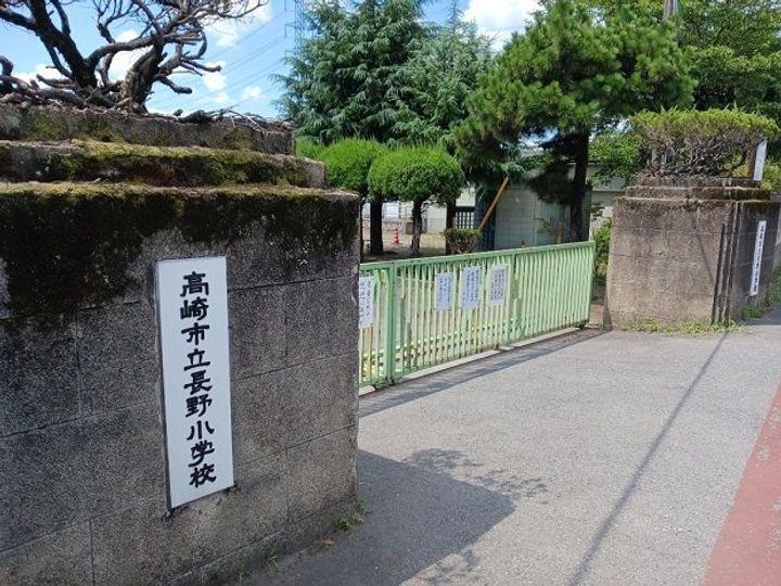 群馬県高崎市南新波町(アパート)の賃貸物件の周辺