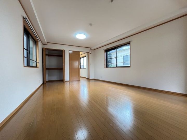 サンハイツの内装