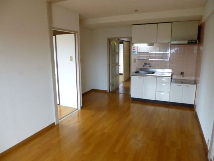 エクセレント丸太の内装