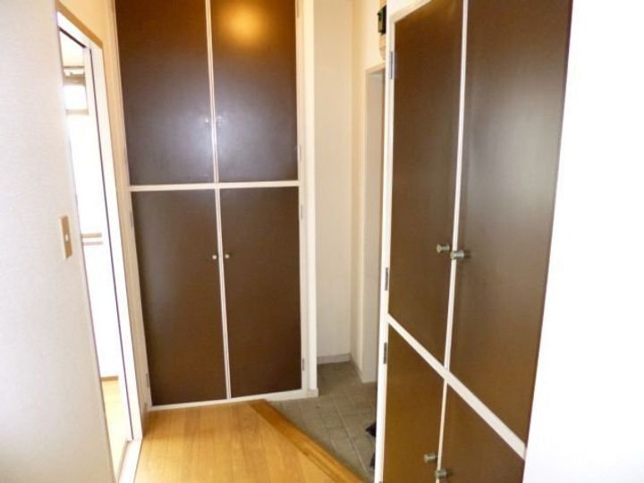 エクセレント丸太の玄関