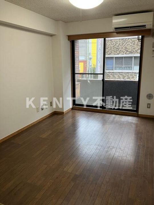 ノアールの居間