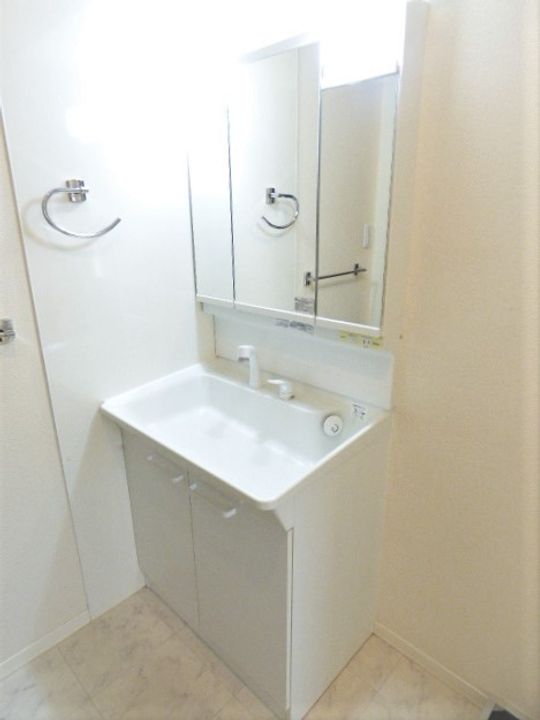 コクーンテラス井の頭1号棟201の内装