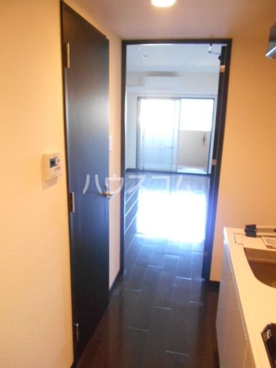 アスヴェル京都西大路御池の玄関