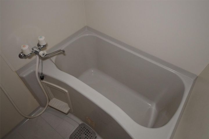 トムキャット 102の風呂