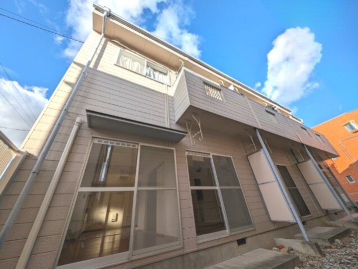 静岡県浜松市中央区鹿谷町(アパート)の賃貸物件の外観