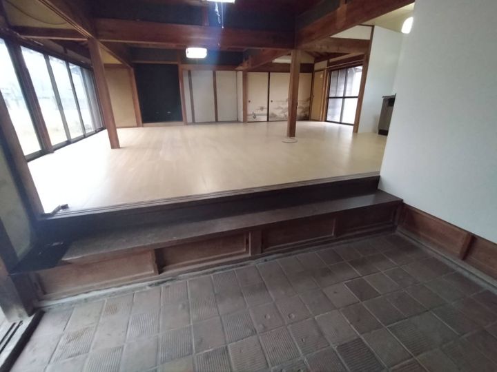 愛知県知多郡武豊町大字冨貴字郷南(一戸建)の賃貸物件の玄関