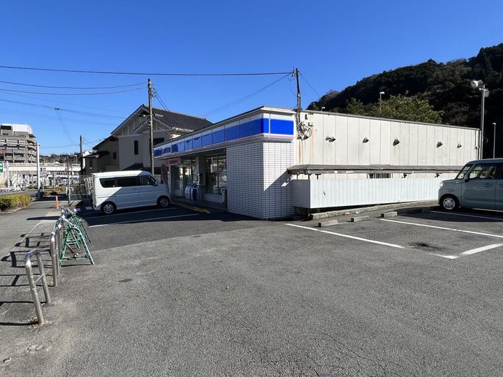 白洋ビルの周辺