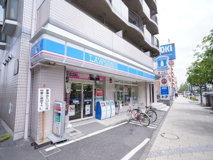 フェニックス聖蹟の周辺