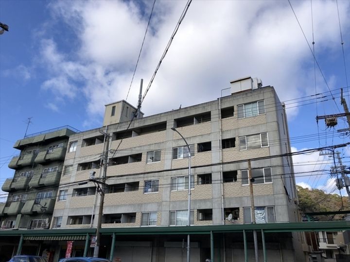 平野エスペランスの外観