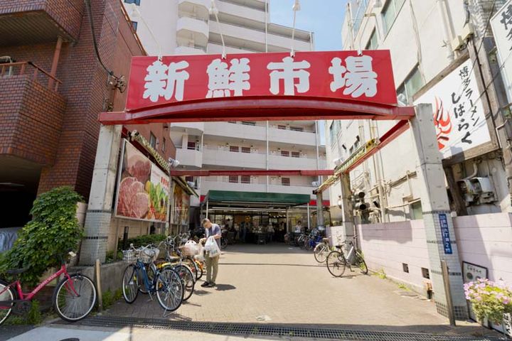 アルモニア エンネの周辺