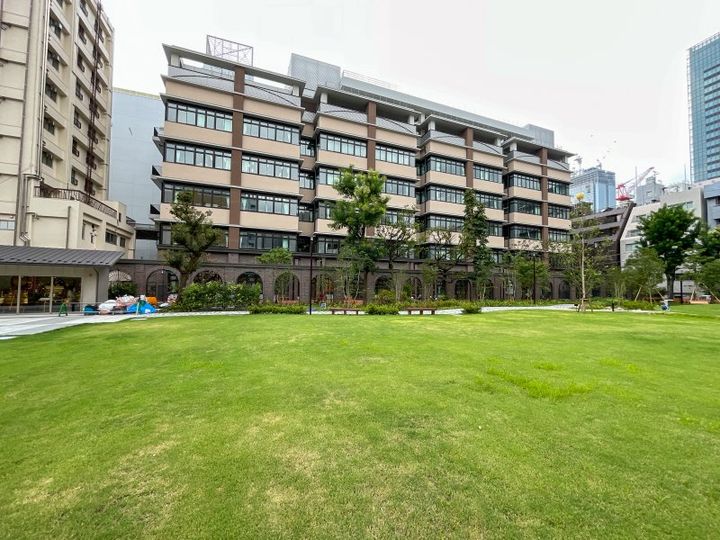 東京都千代田区内神田2(マンション)の賃貸物件の周辺