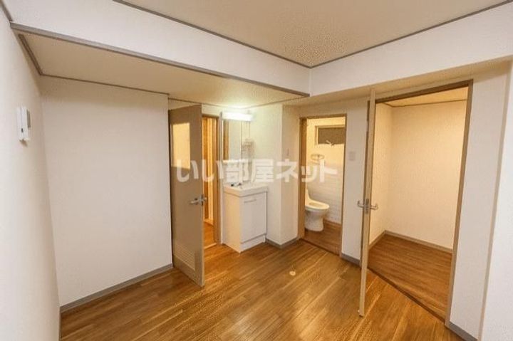 平沢松戸荘の内装