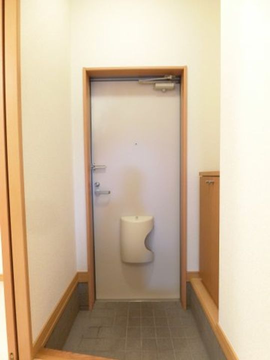 リベッチオ旭町の玄関