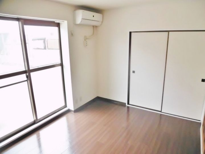 ラ・グリューIIの居間