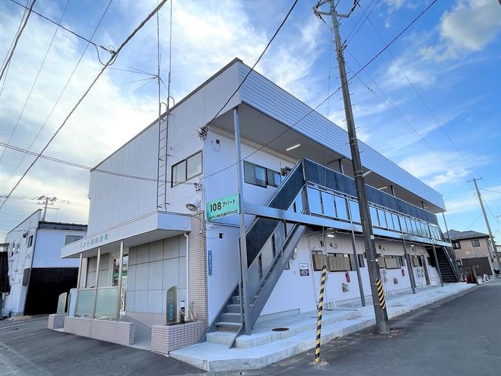 108アパートの外観
