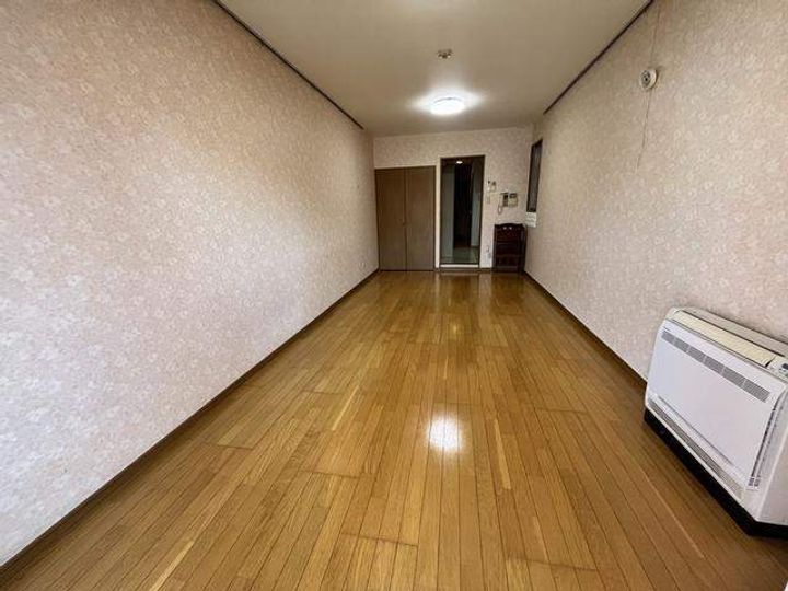 かむろビル 西館の居間