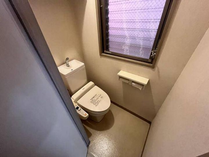 かむろビル 西館の内装