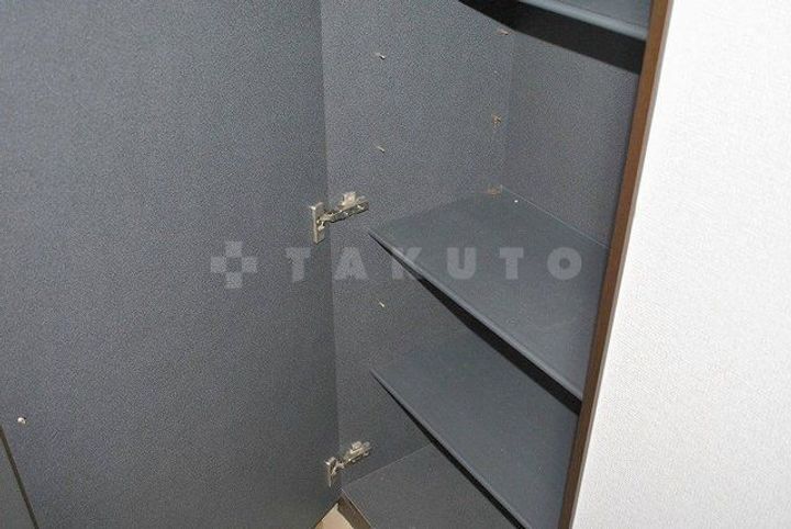 早川マンションの内装