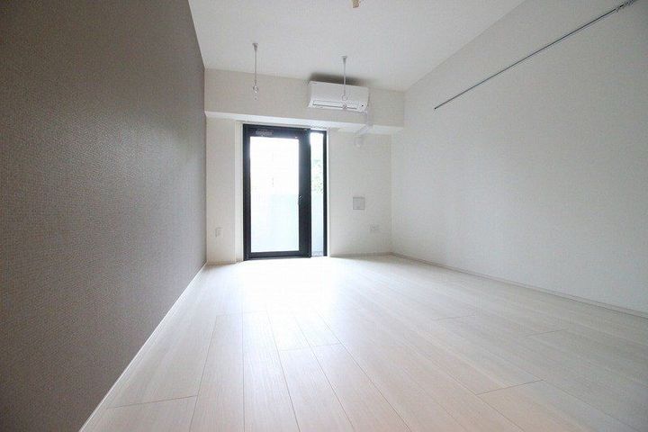 AXAS中野大和町の居間