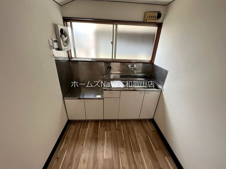 和歌山県和歌山市手平3(一戸建)の賃貸物件のキッチン